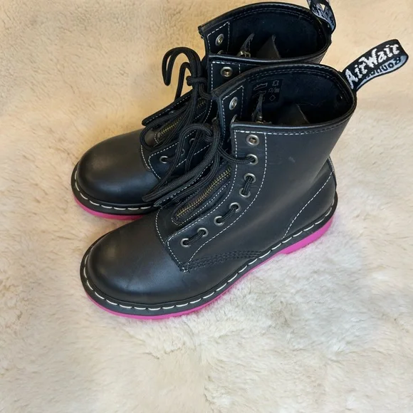 Dr. Martens 1460 Pink Sole Wanama Leather Jungle Zip Boots 6 - Picture 2 of 10
